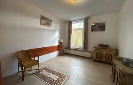 Casa spatioasa cu garaj si curte, 495 mp, în Gheorgheni