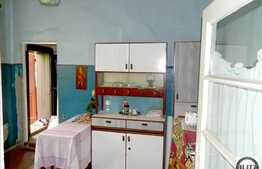 Casa renovabila de vanzare 97 mp utili, teren 213 mp, front 45 m la 3 strazi