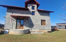 Casa 5 camere Tarlungeni (nu Izvor)  teren 800 m, cartier nou