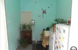 De vanzare casa, 46 mp cu 280 mp curte, cota parte din curte comuna