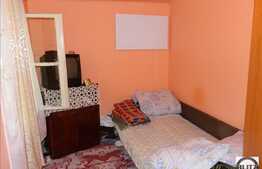 De vanzare casa, 46 mp cu 280 mp curte, cota parte din curte comuna