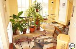 Casa de vanzare cu 6 camere, TERASA de 200 mp, in zona Hotelului Belvedere!