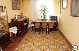 Casa de vanzare cu 6 camere, TERASA de 200 mp, in zona Hotelului Belvedere!