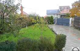 Casa individuala cu 220 mp utili si 605 teren, S+P+1E