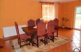 Casa individuala cu 220 mp utili si 605 teren, S+P+1E