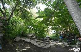 Casa de vanzare, 100 mp utili, teren 550 mp si un front strada de 15 ml!