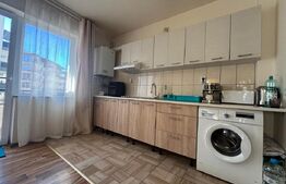 Apartament 3 camere, 58 mp, parcare, intermediar, zona Florilor