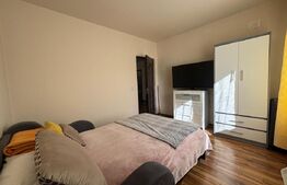 Apartament 3 camere, 58 mp, parcare, intermediar, zona Florilor