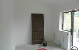 De vanzare casa in zona Borhanci, 128 mp utili cu 250 mp gradina. Semifinisat!