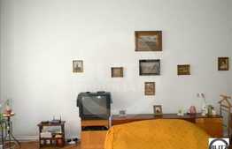 Vanzare casa ultracentrala, 360 mp utili, teren 400 mp, cu pod mansardabil