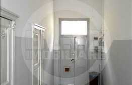 Vanzare casa ultracentrala, 360 mp utili, teren 400 mp, cu pod mansardabil