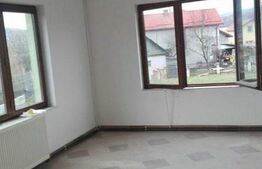 Proprietate cu 10 camere pentru investitie, teren 800 mp, Comuna Mociu