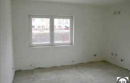 Vanzare casa 270 mp utili, cu teren 600 mp, zona de case, semifinisata