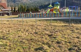 Teren intravilan de vânzare – Sâmbăta de Sus +4 ATV-URI + 1 CONTAINER DE 21 MP
