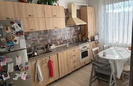 Apartament 2 camere, 57 mp utili, balcon, 2 parcari, aproape de VIVO