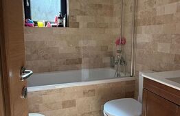 Apartament 3 camere, decomandat, priveliste panoramica