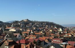 Apartament 3 camere, decomandat, priveliste panoramica