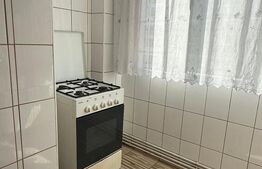 Apartament 2 camere, decomandat, etaj intermediar, zona foarte linistita