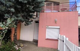 Casă de vanzare