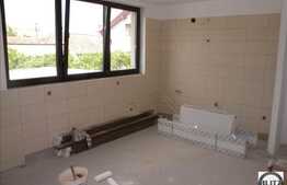 Inchiriere casa cu 404 mp, teren 825 mp! Zona Avram Iancu! Partial finisata!