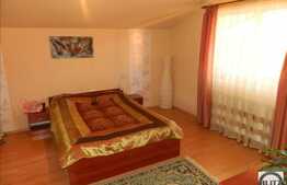 Duplex de vanzare, suprafata 100 mp si teren 160 mp, zona linistita!