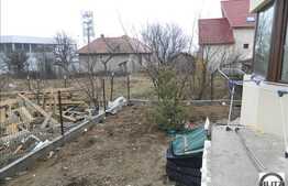 Vanzare parte de duplex, imobil nou, 200 mp utili, cu teren 215 mp, 2 parcari