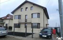Vanzare parte de duplex, imobil nou, 200 mp utili, cu teren 215 mp, 2 parcari