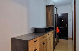 Apartament cu 2 dormitoare, balcon inchis, parter inalt, parcare, zona Cetatii