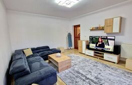 Apartament cu 2 dormitoare, balcon inchis, parter inalt, parcare, zona Cetatii