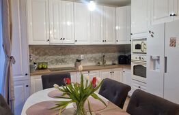 Casa moderna cu 4 camere, gradina de 40 mp, 2 parcari subterane, Terra