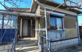 Casa individuala cu front mare la strada, 80 mp, teren 740 mp, Apahida