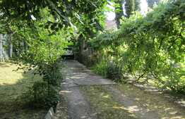 Vanzare casa demolabila, 80 mp utili, teren 709 ml, cu front de 16,5 ml