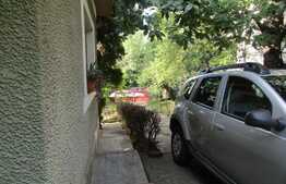 Vanzare casa demolabila, 80 mp utili, teren 709 ml, cu front de 16,5 ml