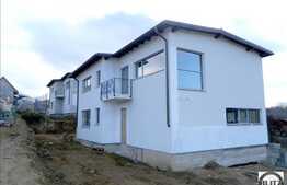 Casa de vanzare in Faget, 151 mp cu 700 mp gradina. Semifinisata!