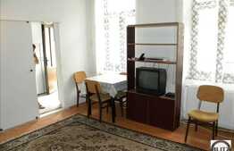 Apartament cu 1 camera, 38 mp, decomandat, zona Piata Unirii