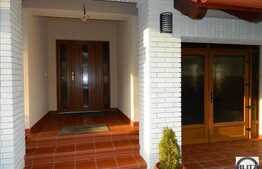 Casa in stil mediteranean, 240 mp utili, 500 mp teren! Merita vazuta!