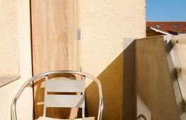 Apartament 3 camere, 53 mp, etaj intermediar, parcare, Sesul de Sus