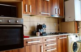 Apartament 3 camere, 53 mp, etaj intermediar, parcare, Sesul de Sus