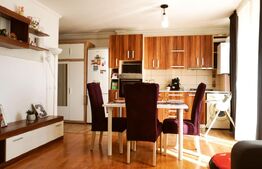 Apartament 3 camere, 53 mp, etaj intermediar, parcare, Sesul de Sus