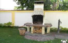 Casa de vanzare 300 mp utili, teren 430 mp, imobil nou din 2002!