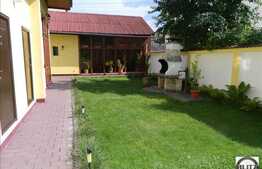 Casa de vanzare 300 mp utili, teren 430 mp, imobil nou din 2002!