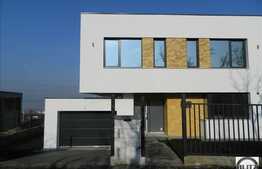 Casa de vanzare, semifinisata, 180 mp utili, teren 450 mp, front stradal 15 ml!