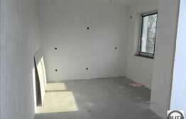 Casa de vanzare, semifinisata, 180 mp utili, teren 450 mp, front stradal 15 ml!