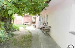 Casa solida renovabila, pozitie de invidiat! Gradina 390 mp cu front de 15 ml