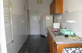 Apartament cu 2 camere decomandat, 60 mp, in zona strazii Horea + terasa 12 mp