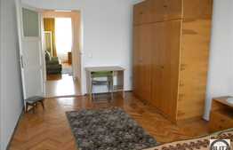 Apartament cu 2 camere decomandat, 60 mp, in zona strazii Horea + terasa 12 mp