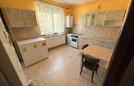 Apartament cu 2 camere, parcare, balcon, Zona Stejarului 