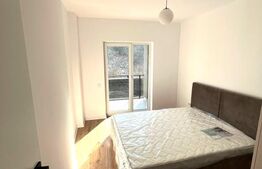 Apartament modern, 50 mp, parcare, balcon, zona Teilor