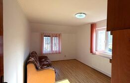 Casa 3 camere, 130 mp, 400 teren, 4 parcari, zona Valea Chintaului