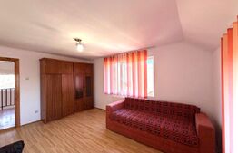 Casa 3 camere, 130 mp, 400 teren, 4 parcari, zona Valea Chintaului